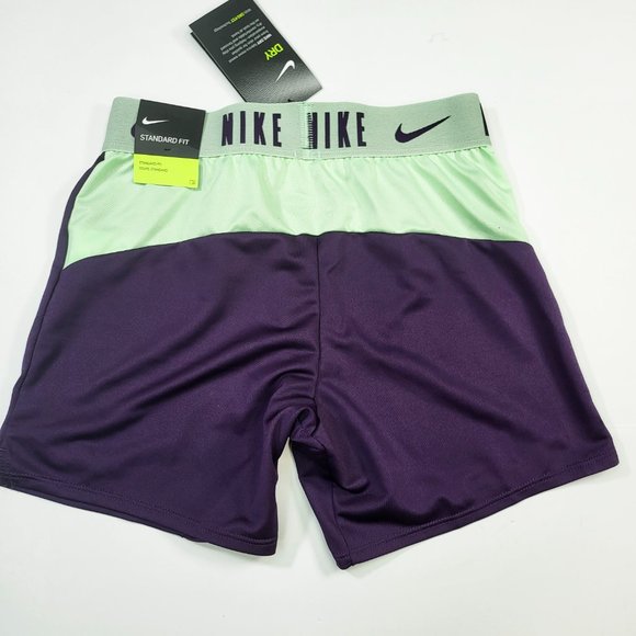 Nike Trophy Short Girl's Dri Running Training Athletic Purple Green DA1099-525 - Picture 2 of 8